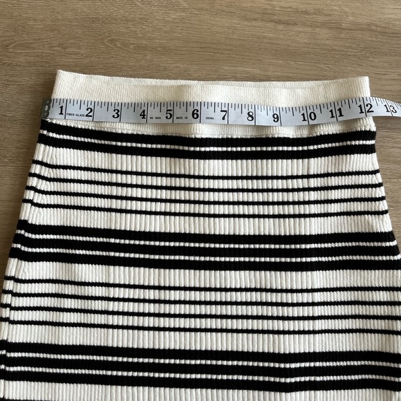 Moth Anthropologie Serilda Knit Ribbed Striped Pencil Skirt SZ S - Picture 5 of 8